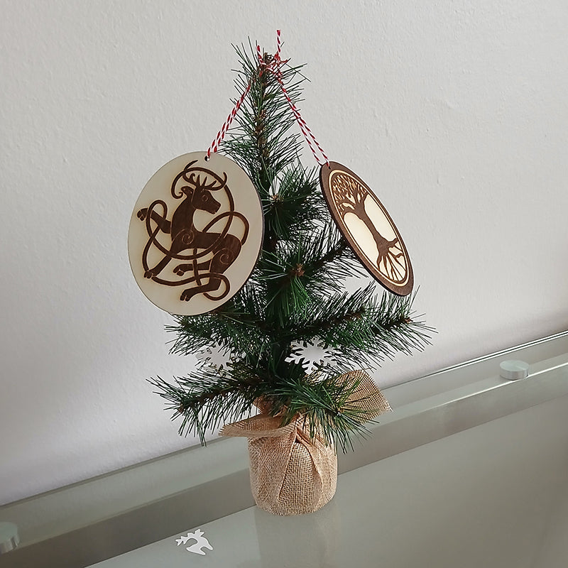 Nordic Deer Ornament - Wood